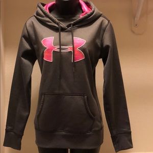 Under Armour Sweaters - Under Armour sweatshirt Under Armour Sweaters - Under Armour sweatshirt